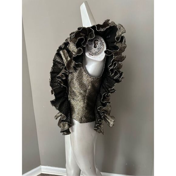 AKNVAS Blair Metallic Ruffle Top - Picture 8 of 10